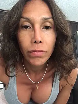 sundayvalen21 online show from September 2025 03:51:01 PM