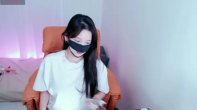 ai bin online show from November 2025 02:31:02 PM