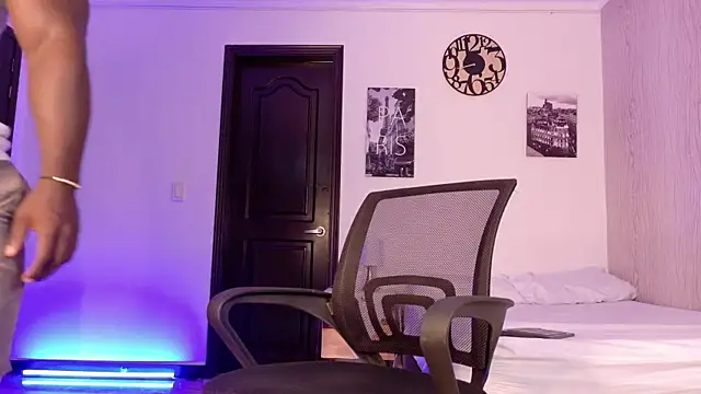 Snapshot of JothaFit chatting on October 2025 01:12:02 PM JothaFit online show from October 2025 01:12:02 PM