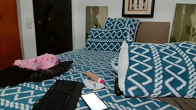 CandyNaynay online show from November 2025 07:30:02 PM