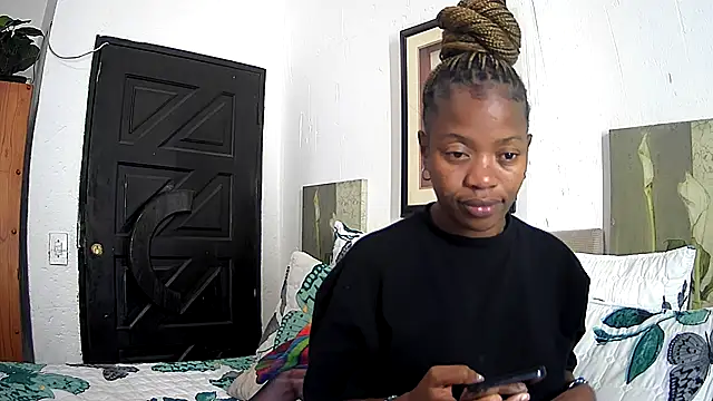 CandyNaynay online show from October 2025 06:12:02 PM