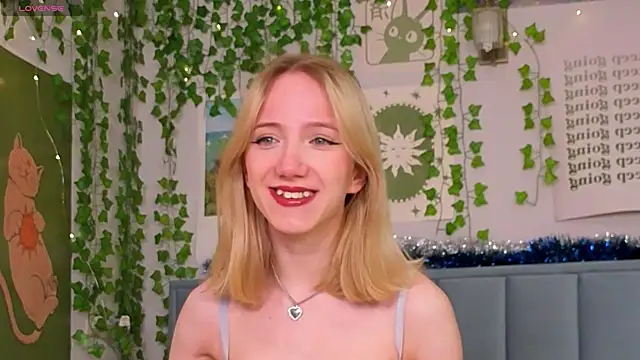 EmmaNovak online show from January 2026 01:04:02 PM