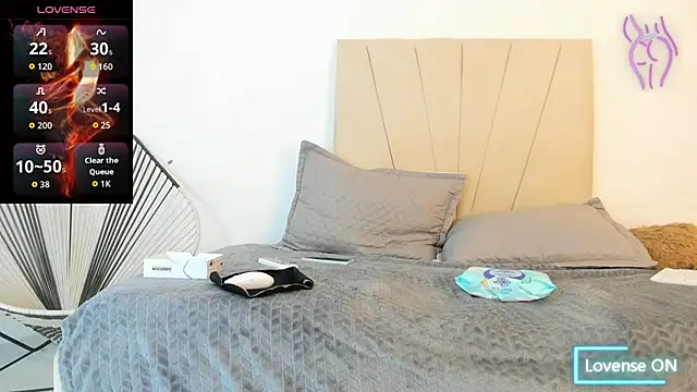  Miaa khalifa  online show from November 2025 12:19:01 PM