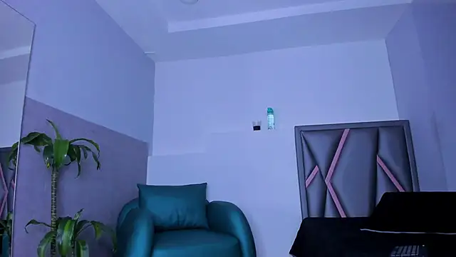 Snapshot of aurora_tziu chatting on September 2025 04:04:02 AM aurora tziu online show from September 2025 04:04:02 AM