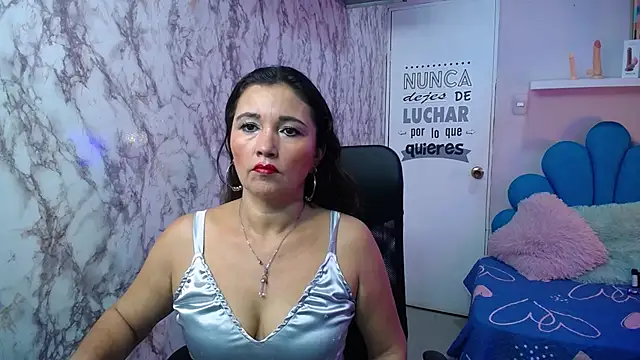 Snapshot of noelia_milf19 chatting on October 2025 06:53:02 PM noelia milf19 online show from October 2025 06:53:02 PM