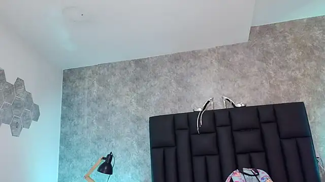 crystaldarliing online show from May 2026 03:26:02 PM