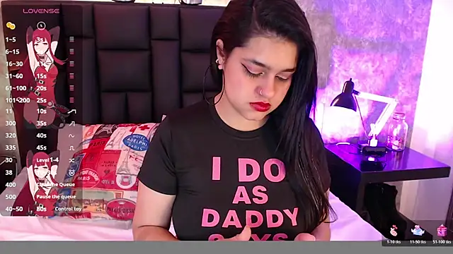 crystaldarliing online show from March 2026 03:17:01 PM