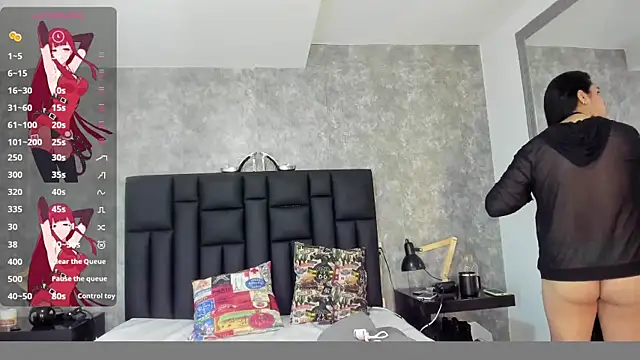 crystaldarliing online show from February 2026 04:19:01 PM