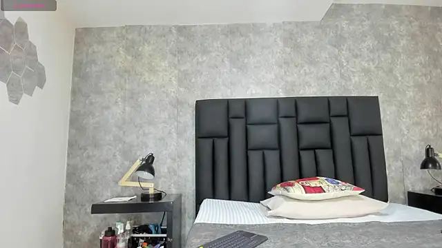 crystaldarliing online show from January 2026 12:14:02 AM