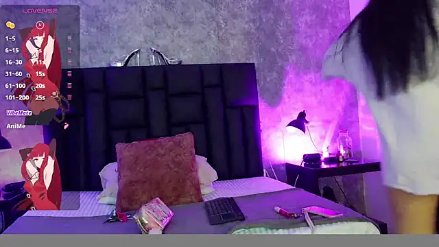 crystaldarliing online show from April 2026 06:14:02 PM