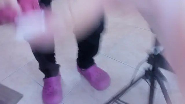 crystaldarliing online show from December 2025 01:46:01 PM