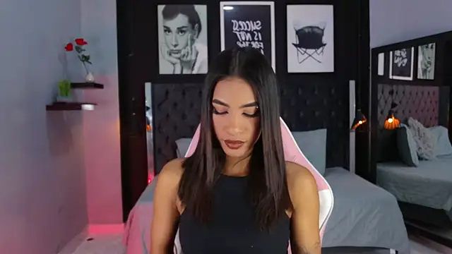 kitty collins  online show from January 2026 11:14:01 AM