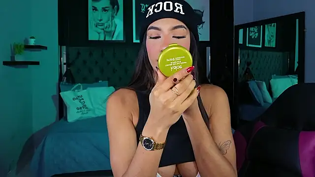 kitty collins  online show from March 2026 11:57:01 AM