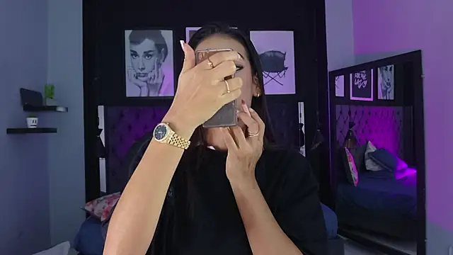 kitty collins  online show from February 2026 11:54:02 AM