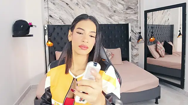kitty collins  online show from July 2026 11:34:02 AM