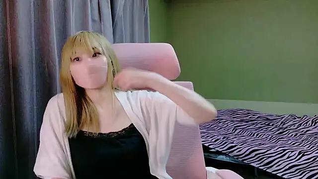 Snapshot of miyu0002 chatting on September 2025 01:40:01 PM miyu0002 online show from September 2025 01:40:01 PM