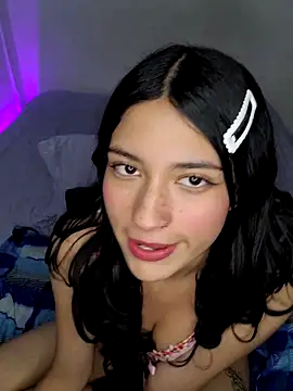 Snapshot of Danly_ chatting on September 2025 04:01:01 AM Danly  online show from September 2025 04:01:01 AM