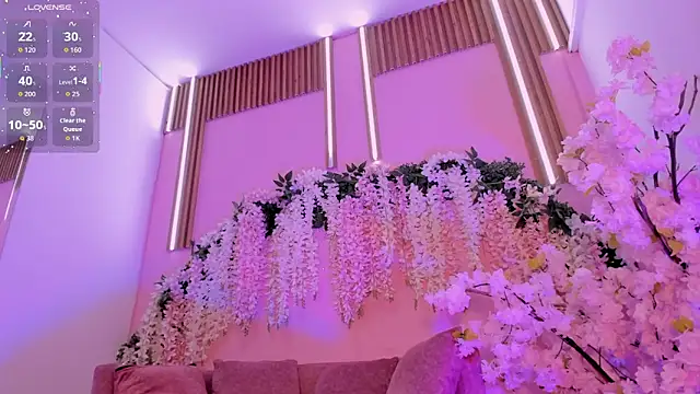 ThiccyLexxy online show from November 2025 12:05:01 PM