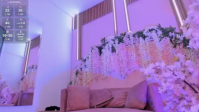 ThiccyLexxy online show from November 2025 12:05:02 PM