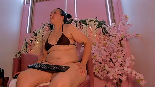 ThiccyLexxy online show from January 2026 12:23:02 PM