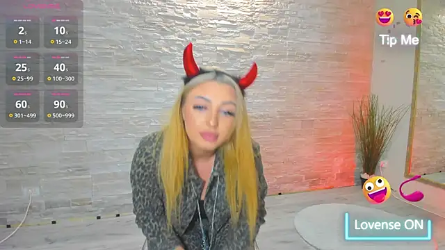 Lexi Blazee online show from October 2025 04:36:01 AM
