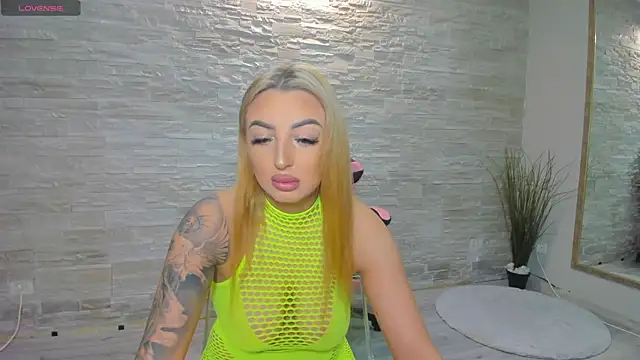 Lexi Blazee online show from October 2025 04:24:01 AM