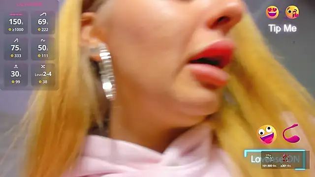 Lexi Blazee online show from October 2025 04:36:02 AM
