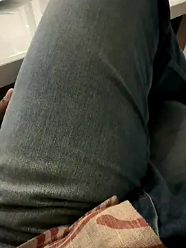 saumon3022 online show from September 2025 01:24:02 PM