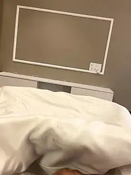 saumon3022 online show from January 2026 05:14:01 AM