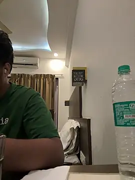 saumon3022 online show from November 2025 03:59:01 PM