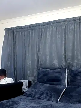 TmanZim2025 online show from November 2025 07:50:02 PM