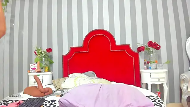 Snapshot of Salomee_hernandez chatting on December 2025 12:48:02 PM Salomee hernandez online show from December 2025 12:48:02 PM