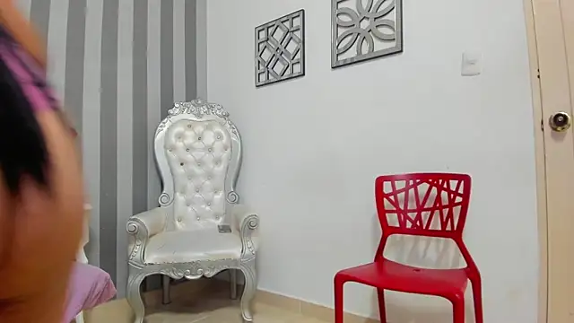 Snapshot of Salomee_hernandez chatting on November 2025 02:39:02 PM Salomee hernandez online show from November 2025 02:39:02 PM