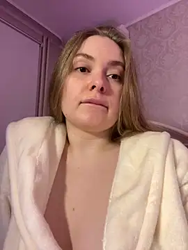 DeniMilkyyyyy online show from September 2025 10:17:02 PM