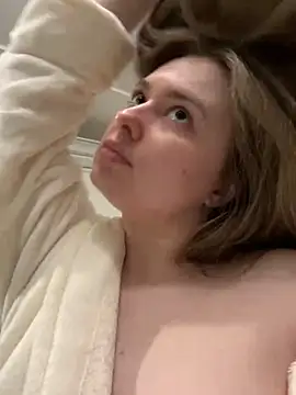 DeniMilkyyyyy online show from November 2025 06:23:01 PM