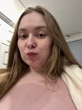 DeniMilkyyyyy online show from March 2026 08:53:01 PM