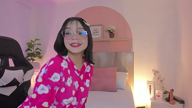 Clara Luu online show from February 2026 03:04:02 AM