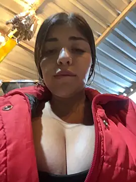 Snapshot of Isaa-Sweet chatting on November 2025 07:31:02 AM Isaa-Sweet online show from November 2025 07:31:02 AM