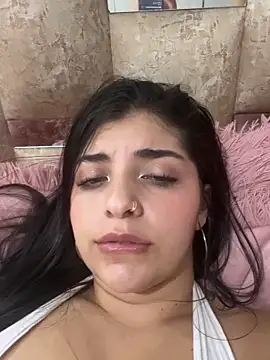 Isaa-Sweet online show from September 2025 03:00:02 AM