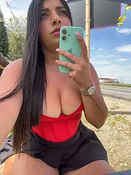 Snapshot of Isaa-Sweet chatting on May 2026 03:14:02 PM Isaa-Sweet online show from May 2026 03:14:02 PM
