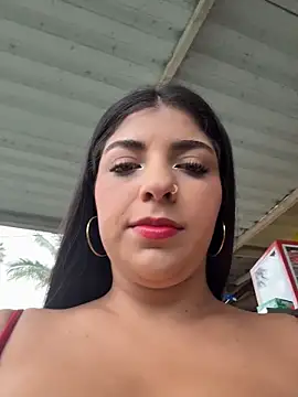 Snapshot of Isaa-Sweet chatting on March 2026 11:46:02 AM Isaa-Sweet online show from March 2026 11:46:02 AM