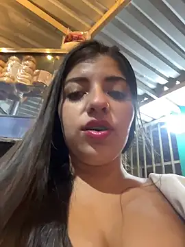 Snapshot of Isaa-Sweet chatting on December 2025 10:50:02 AM Isaa-Sweet online show from December 2025 10:50:02 AM