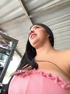 Snapshot of Isaa-Sweet chatting on January 2026 02:57:01 PM Isaa-Sweet online show from January 2026 02:57:01 PM