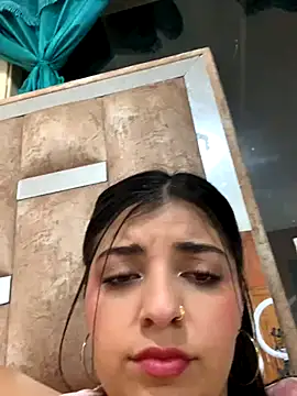 Isaa-Sweet online show from September 2025 03:39:02 AM