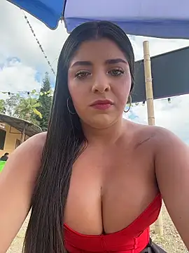 Snapshot of Isaa-Sweet chatting on May 2026 08:02:01 PM Isaa-Sweet online show from May 2026 08:02:01 PM
