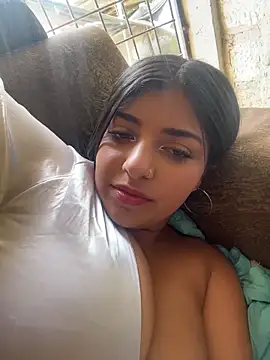 Snapshot of Isaa-Sweet chatting on November 2025 04:19:02 PM Isaa-Sweet online show from November 2025 04:19:02 PM