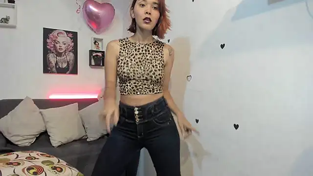 anastasia tuya online show from April 2026 01:23:02 AM