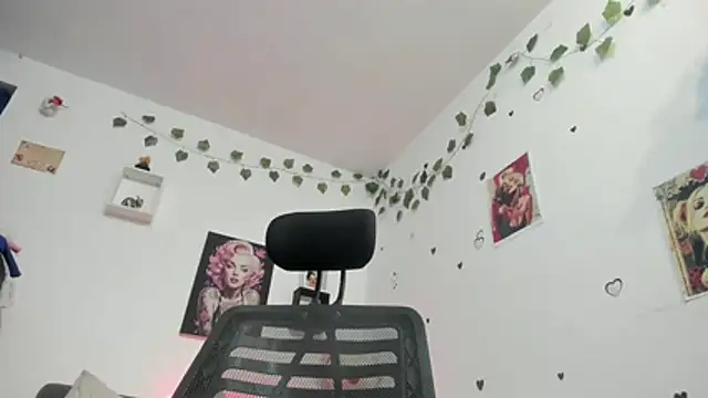 anastasia tuya online show from May 2026 01:53:02 AM