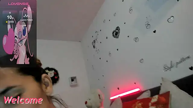 Snapshot of anastasia_tuya chatting on November 2025 10:02:01 PM anastasia tuya online show from November 2025 10:02:01 PM