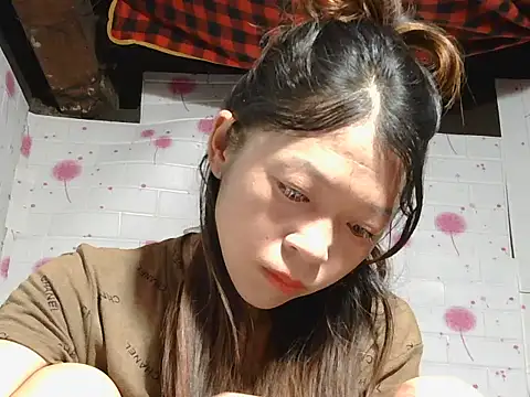 Mina ti online show from October 2025 12:22:02 AM